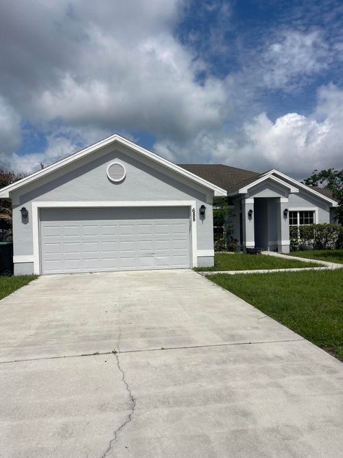 688 Sw Heather St, Port Saint Lucie, FL, 34983-8777 | Card Image