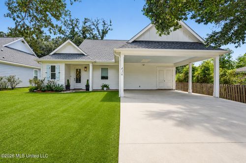 416 Ulman Ave, Bay Saint Louis, MS, 39520-3512 | Card Image