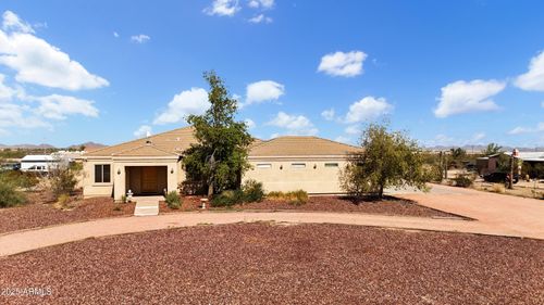 2423 S Johnson Rd, Buckeye, AZ, 85326-5416 | Card Image