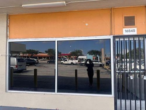 16545-16547 Nw 27th Ave, MIAMI GARDENS, FL, 33054-6461 | Card Image