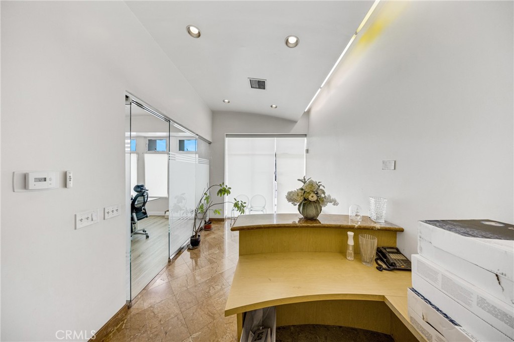 Commercial Sale in Alhambra 5