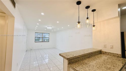 apt-104-13101 Memorial Hwy, Miami, FL, 33161-3901 | Card Image