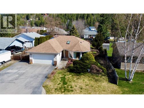 421 Oak Ave, Sicamous, BC, V0E2V1 | Card Image