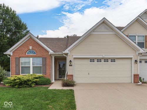 3340 Eaton Mews Ct, Greenwood, IN, 46143-7650 | Card Image
