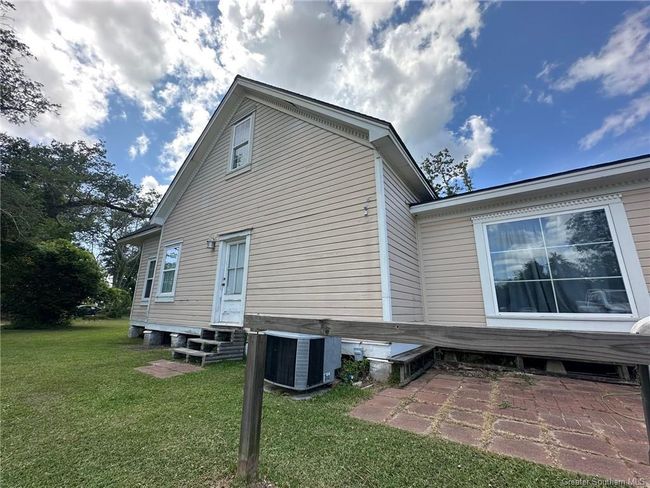 2406 Miller Ave, House other with 3 bedrooms, 2 bathrooms and null parking in Westlake LA | Image 25