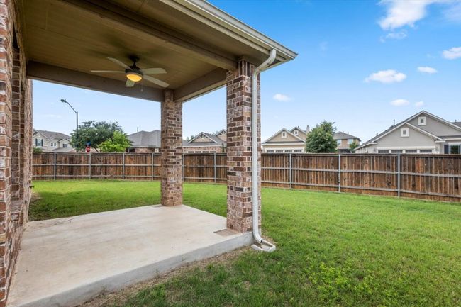 Backyard patio | Image 28