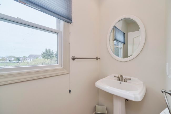 70 Spinnaker Dr, Condo with 2 bedrooms, 3 bathrooms and null parking in Manistee MI | Image 13