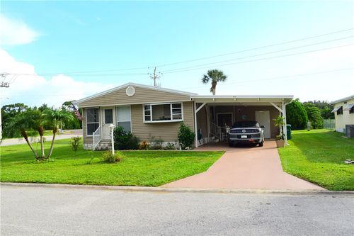 901 Laurel Cir, Barefoot Bay, FL, 32976-7298 | Card Image