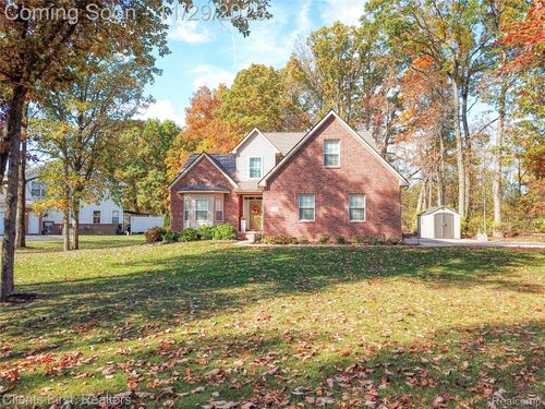 1291 Courtney Ct, Hartland, MI, 48353-3459 | Card Image