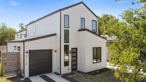 1-6117 Richardson Ln, Austin, TX, 78741-3333 | Card Image