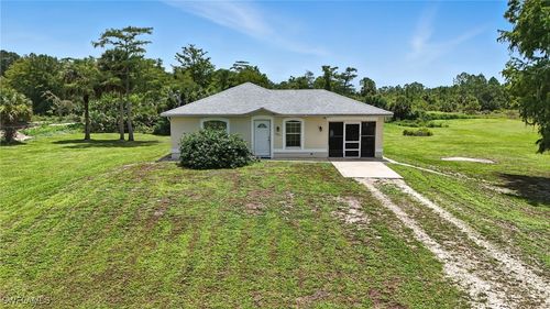 880 4th St Se, Naples, FL, 34117-2263 | Card Image