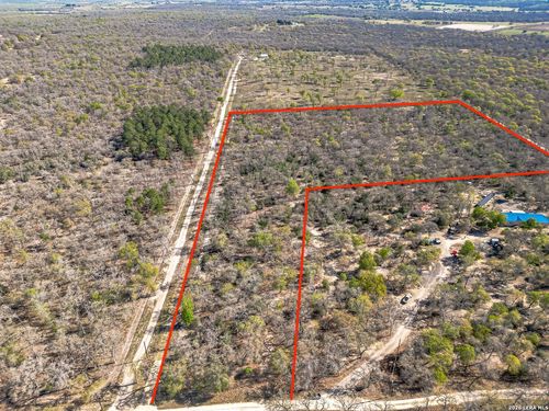 526 Turkey Tree Trl, Seguin, TX, 78155-2000 | Card Image