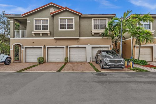 9054 Plymouth Pl, Tamarac, FL, 33321-4168 | Card Image