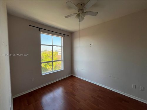 apt-449-7420 W 20th Ave, Hialeah, FL, 33016-5547 | Card Image