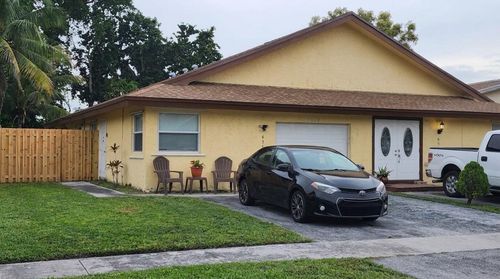6534 Harbour Rd, North Lauderdale, FL, 33068-3838 | Card Image
