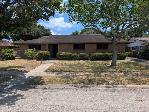 409 Ashland Dr, Corpus Christi, TX, 78412-2327 | Card Image