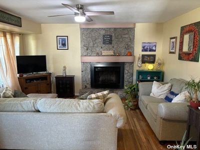 8 Durst Drive, House other with 3 bedrooms, 1 bathrooms and null parking in Selden NY | Image 3