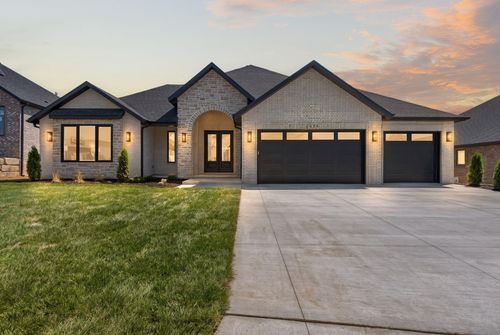 2050 N Silver Charm Ave, Springfield, MO, 65802-6077 | Card Image