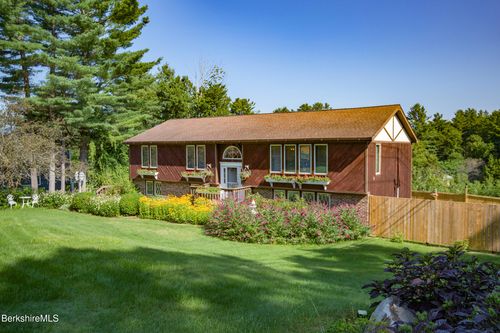 2 Caratina Dr, Pittsfield, MA, 01201-4415 | Card Image