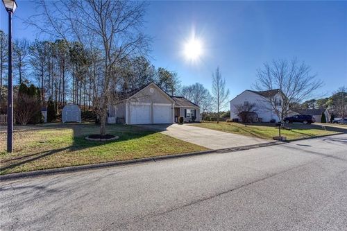 31 Abbey Ln Nw, Cartersville, GA, 30120-7739 | Card Image