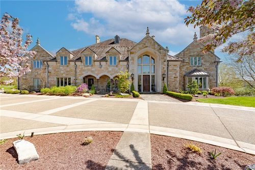 152 Justabout Rd, Venetia, PA, 15367-1229 | Card Image