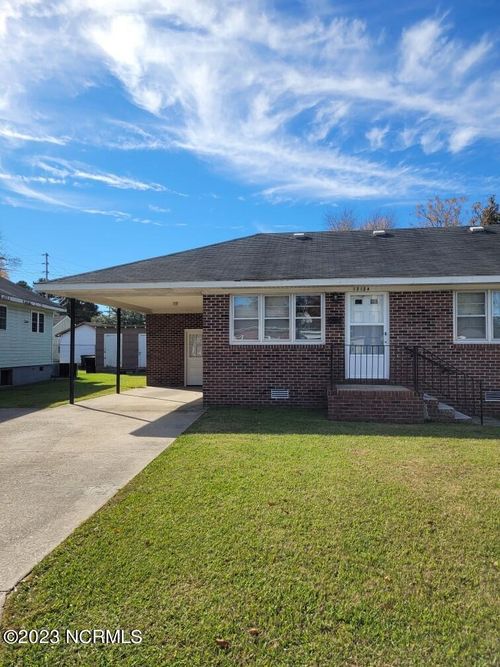 b-1313 Lincoln Street, Elizabeth City, NC, 27909 | Card Image