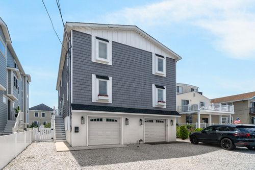 east-320 40th St, Avalon, NJ, 08202-1402 | Card Image