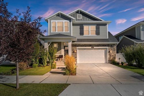 1538 Oakbrook Dr, South Jordan, UT, 84009 | Card Image