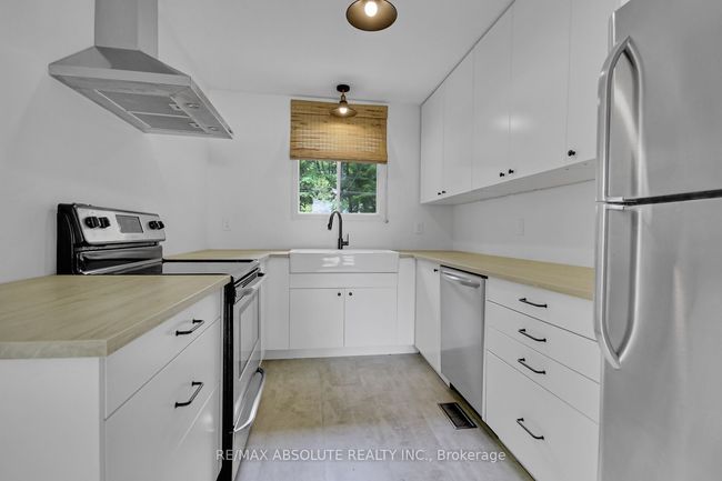 210 Pickerel Point Rd, House other with 2 bedrooms, 1 bathrooms and 6 parking in Carleton Place ON | Image 4