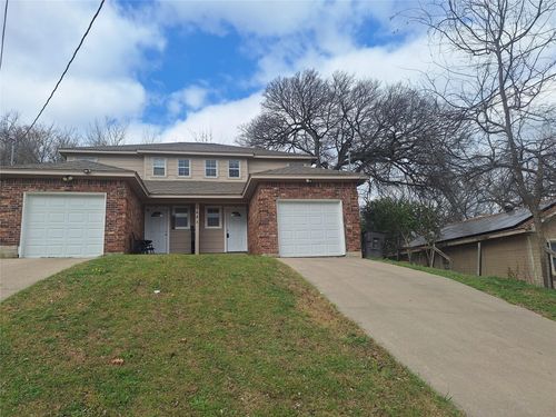 b-2621 Lee Ave, Fort Worth, TX, 76164-7061 | Card Image