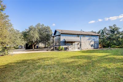 11217 Clearview Drive, House other with 3 bedrooms, 2 bathrooms and 10 parking in Jonestown TX | Image 3