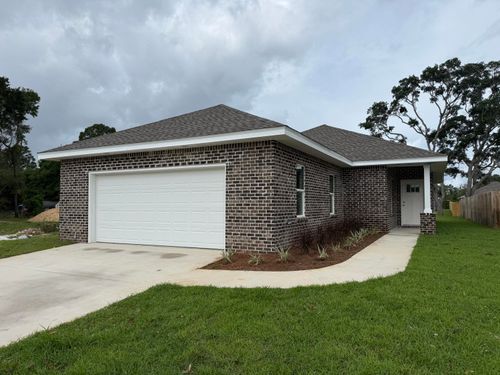 46 Winfield St, Niceville, FL, 32578-8123 | Card Image