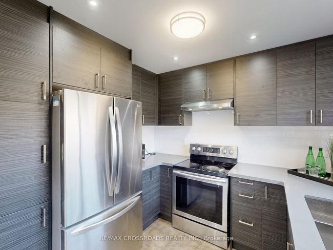 1311 Weller Cross, House other with 3 bedrooms, 2 bathrooms and 1 parking in Milton ON | Image 14
