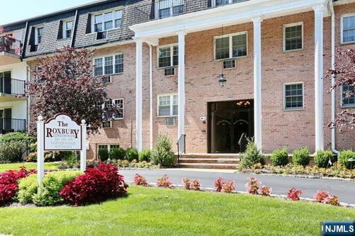 550 Fairview Ave, Westwood, NJ, 07675-1651 | Card Image