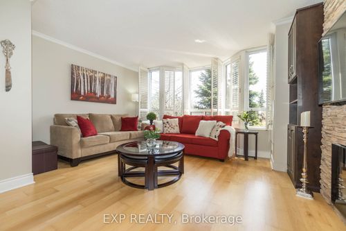 220-80 Harrison Garden Boulevard, North York, ON, M2N7E3 | Card Image