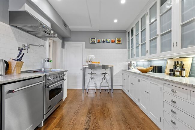 6B - 65 Commonwealth Ave, Condo with 2 bedrooms, 3 bathrooms and 2 parking in Boston MA | Image 14