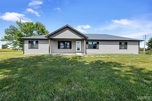 4375 Jj Rd, Waterloo, IL, 62298-2719 | Card Image