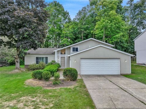 31698 Sedgefield Oval, Solon, OH, 44139-4747 | Card Image