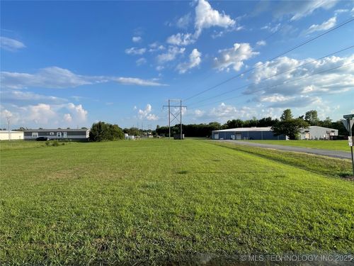 3 Warmac St, Warner, OK, 74469 | Card Image