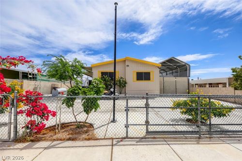 6073 Shenandoah Ave, Las Vegas, NV, 89156-4736 | Card Image