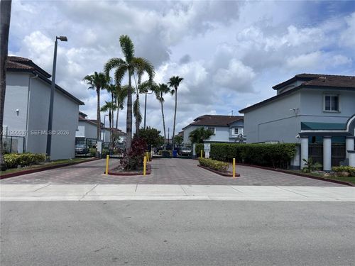apt-7-8260 Nw 10th St, Miami, FL, 33126-2712 | Card Image