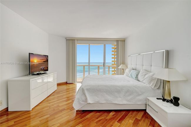 APT-1412 - 16425 Collins Ave, Condo with 2 bedrooms, 2 bathrooms and null parking in Sunny Isles Beach FL | Image 18