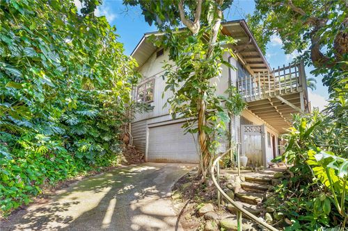 4752 Matsonia Drive, Honolulu, HI, 96816 | Card Image