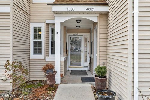 4602 S Foxwood Drive, Clifton Park, NY, 12065 | Card Image