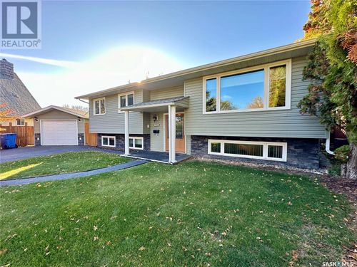 1741 Centennial Cres, North Battleford, SK, S9A3J2 | Card Image