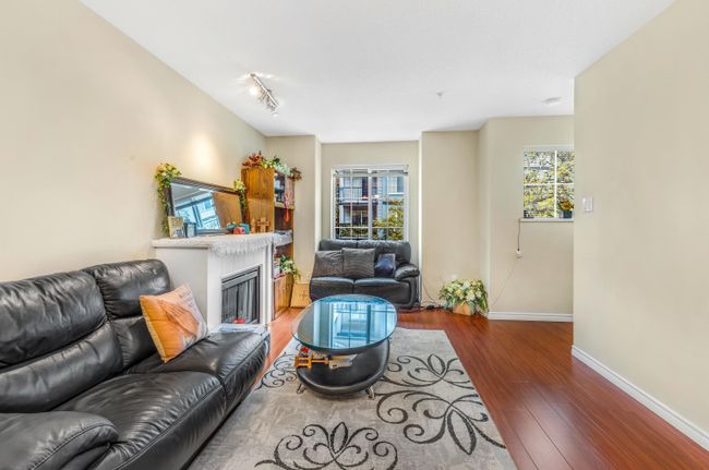 43 - 14855 100 Avenue, Townhouse with 3 bedrooms, 2 bathrooms and 2 parking in Surrey BC | Image 6