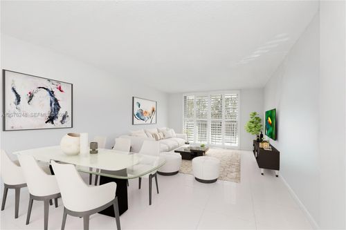 207-210 Sea View Dr, Key Biscayne, FL, 33149-2524 | Card Image