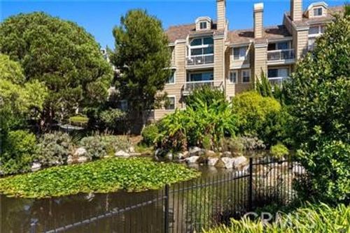 20251 Cape Coral, Huntington Beach, CA, 92646 | Card Image