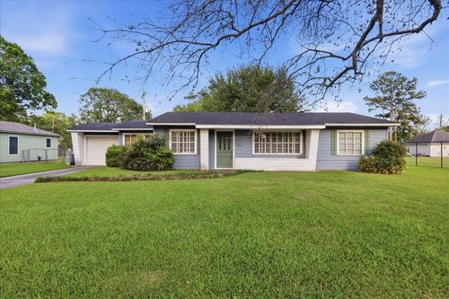 730 Yount St, Beaumont, TX, 77706-4540 | Card Image