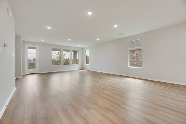5805 Edward Dr, House other with 4 bedrooms, 4 bathrooms and null parking in Aubrey TX | Image 9